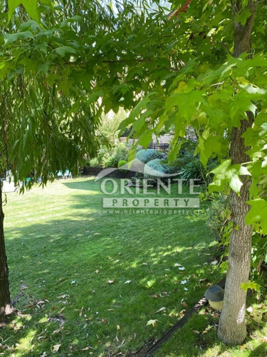 Estupenda Casa Familiar-condominio Inmejorable En El Arrayan