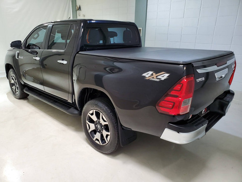 Imagem 7 de 15 de Toyota Hilux 2.8 Srx 4x4 Cd 16v Diesel 4p Automático