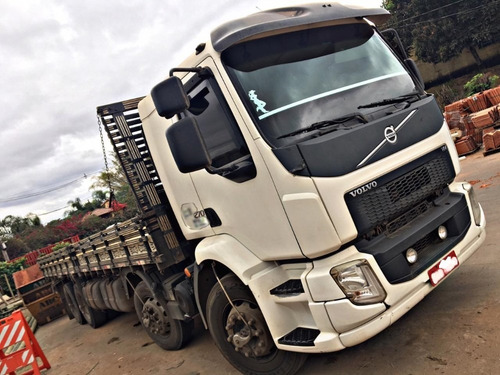 Volvo Vm 270 4 Eixo Carroceria