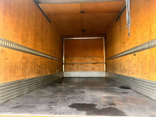 Camión Isuzu Elf 400 K Cilindros Tdi Caja Seca Modelo 2018