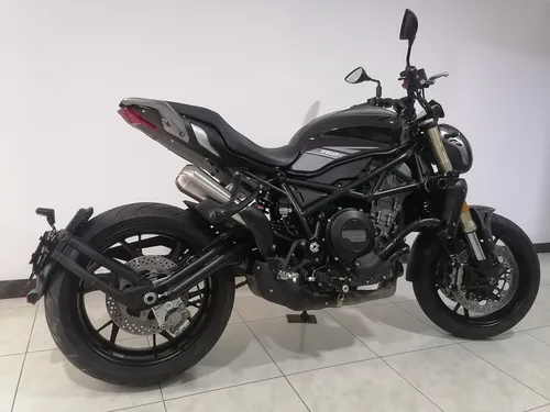 Benelli 752s