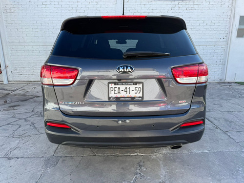 Kia Sorento 2.4 Lx At