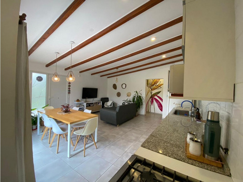 Oportunidad. Casa En Venta Barrio Estación Del Carmen R 45