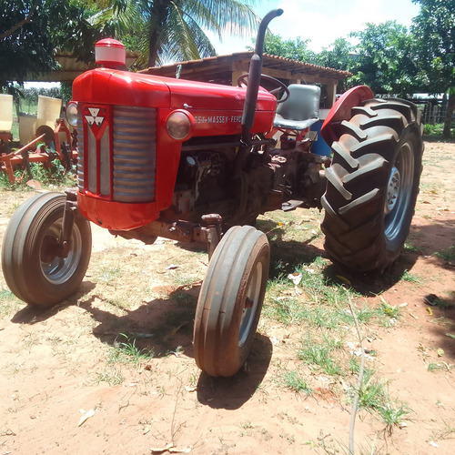 Vendo Trator Mf 65x Super Conservado, Pegar E Trabalhar.