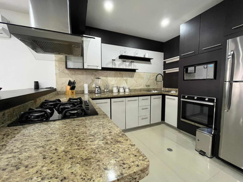 Imagen 10 de 12 de Jcs En Venta Hermosa Casa En Pirineos