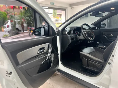 Renault Duster Icónic MT 1.3 Turbo 4x4 2024