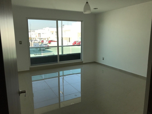 Imagen 13 de 18 de Salón De Juegos- Jardín, Lomas De Juriquilla