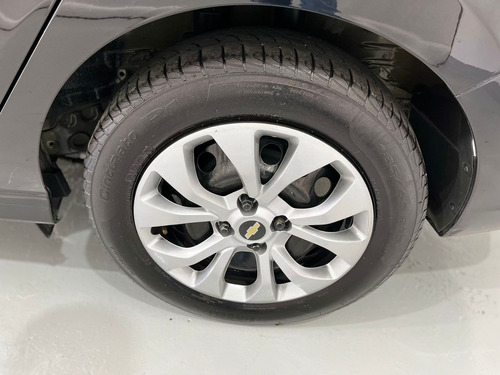 Imagem 10 de 10 de Chevrolet Prisma Sed. Lt 1.4 8v Flexpower 4p 2017/2018