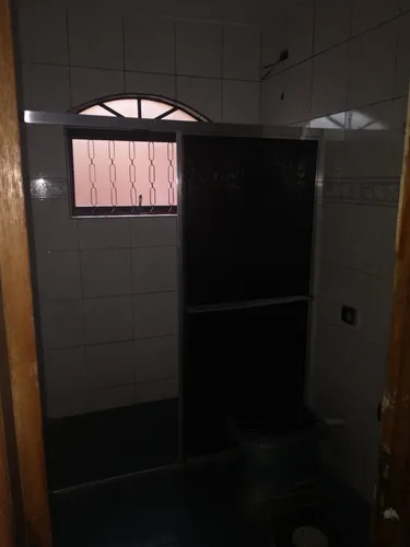 Dois Sobrados No Mesmo Terreno, Total De Cinco Quartos, Cômodos Amplos, 303m² De Área Construída