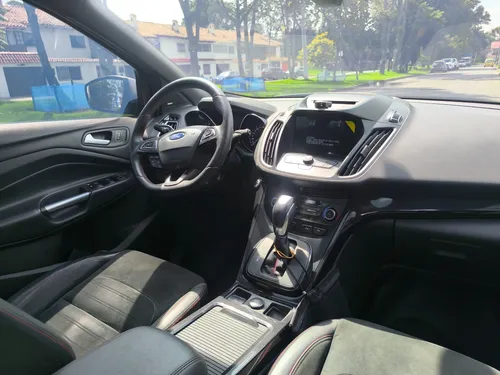 Ford Escape ST LINE AWD 4X4 TITANIUM