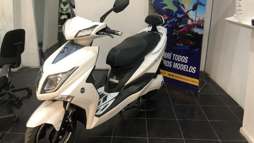 Imagen 11 de 16 de Moto Eléctrica Sunra Hawk - Batería De Acido En Gel