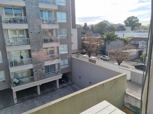 Imagen 10 de 12 de Lindo Monoambiente/ Cochera Cubierta Propia/ Haedo