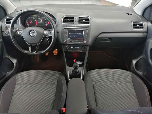 Imagen 12 de 15 de Volkswagen Vento 2020 4p Comfortline Plus Std.