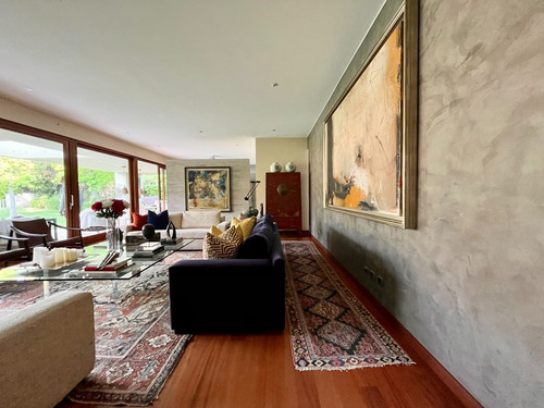 Gran Casa Estilo Mediterránea Excelente Ubicación