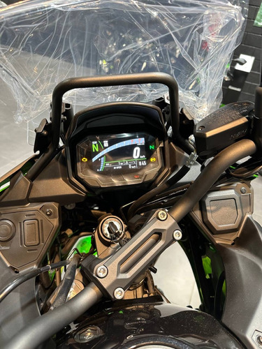Imagen 15 de 18 de Kawasaki Nueva Versys 650 2023 0km Oportunidad Santander
