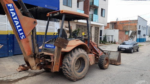 Retroescavadeira Traçada 4x4 Fiat Allis 2004