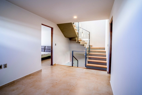 Imagen 14 de 18 de Casa En Venta Zibata