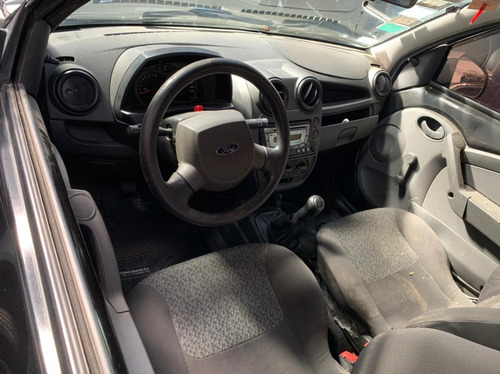 Ford Ka Chocado En Marcha