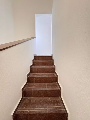 Alquiler Duplex A Metros De Av. Sabattini - 2 Dorm Con Cochera Y Patio - Veni A Verlo!