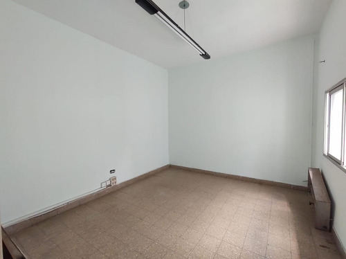 Imagen 19 de 26 de Alquiler Oficina Ideal Consultorio/administración