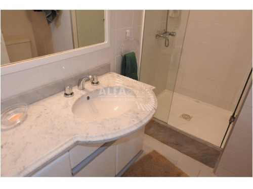 Apartamento En Mansa, 3 Dormitorios *-ref:1513