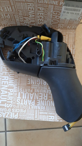 Retrovisor Direito Elétrico C/ Pisca Captur 17/21