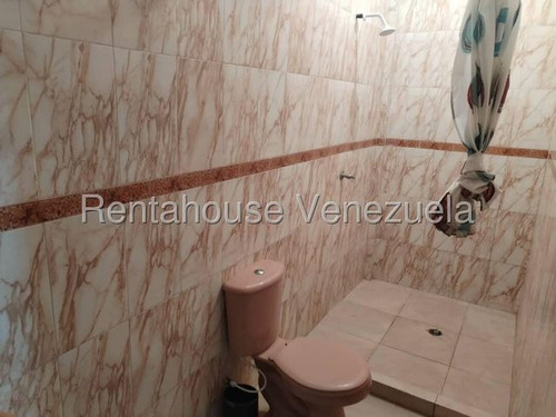 Casa Super Potencial Para Hacer Tu Mejor Inversión A 200m De La Playa 25-14684