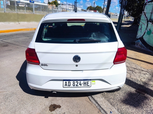 Imagen 8 de 12 de Volkswagen Gol Trend 2019 1.6 Trendline 101cv