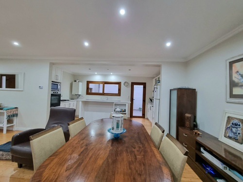 Imagen 4 de 20 de Chalet Cuatro Ambientes