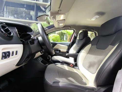 Renault Captur 2.0 Intens Automática
