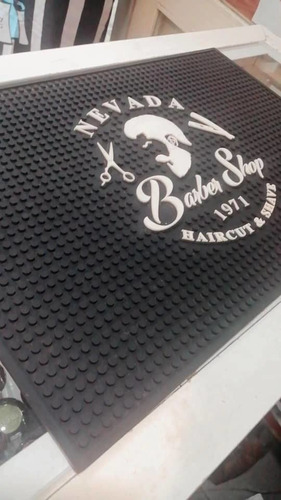 Imagen 3 de 4 de Tapete De Barbería Goma Antideslizante Uso Profesional