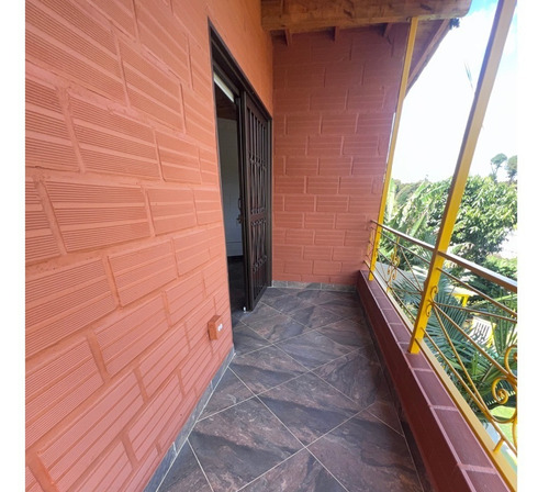 Imagen 15 de 30 de Casa Finca, Vereda San José, Guarne Antioquia, 550m2 Y 160m2 Construidos, Vendo Directamente.