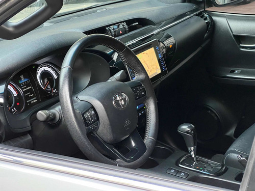 Imagen 9 de 14 de Toyota Hilux 2.8 Cd Srx 177cv 4x4 At /// 2018 - 55.000km