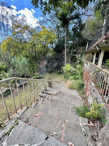 Venta De Casa Como Terreno En Lomas Altas