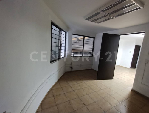 Bodega Comercial En Renta En La Ol. Industrial Lincoln