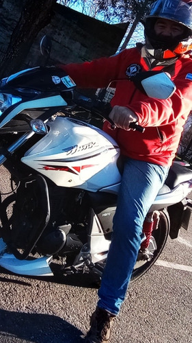 Clases De Moto Principiantes 150c.c . Alquiler Moto Exámen