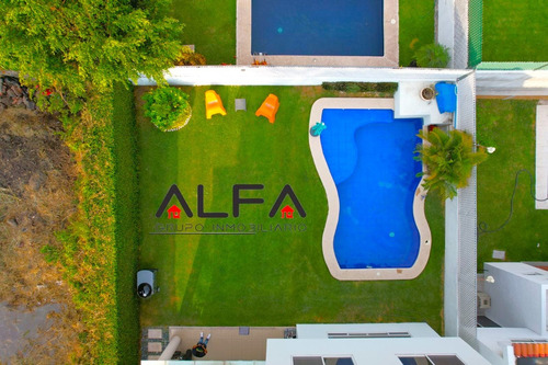Super Casa En Venta, En Lomas De Cocoyoc