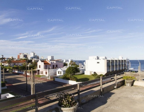 Casa En Venta En Faro De Punta Del Este-ref:25875