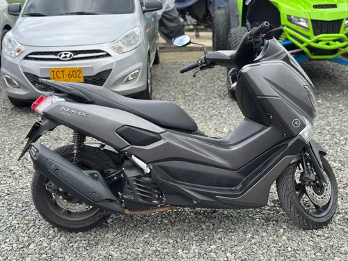 Yamaha Nmax 2022