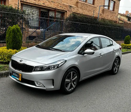 Kia CERATO PRO 1.6l Zenith At