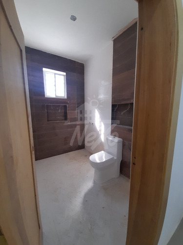 Imagen 10 de 30 de Casa A Estrenar En Residencial Cerrado, Santiago (hfc-212)