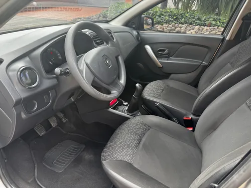 Renault Logan 1.6 Expression