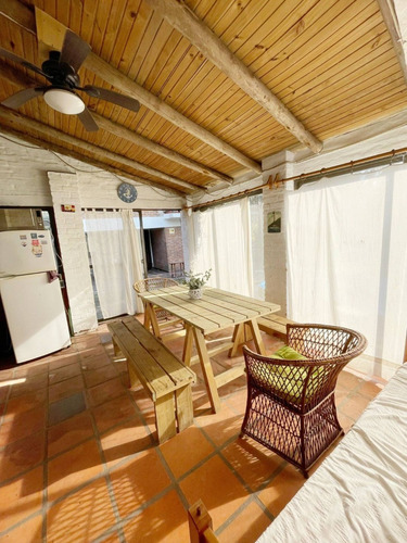 Imagen 23 de 30 de Hermoso Chalet Con Piscina Punta Del Este