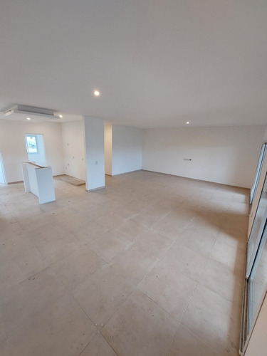 Imagen 10 de 28 de Casa En Venta Ubicado En San Ramón, Pilar Del Este, G.b.a. Zona Norte