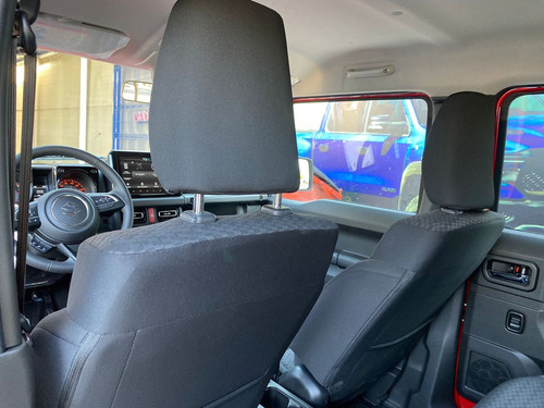 Suzuki Jimny 3p GLX L4/1.5 Aut