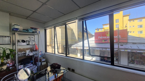 Céntricas Oficinas En Venta A Pasos De La Plaza De La Repúbl