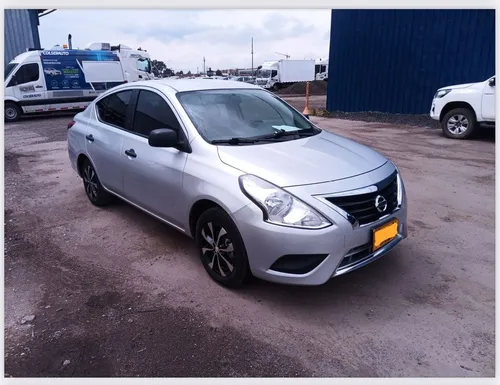 Nissan Versa 1.6 Drive
