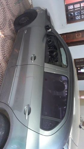 Volkswagen Gol 2011 1.0 Trend Total Flex 5p