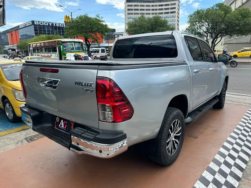 Toyota Hilux Srv 2.8 At 4x4 Diesel