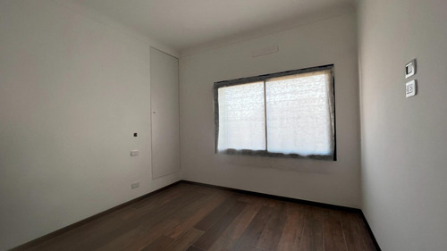 Imagen 10 de 15 de Chalet A Estrenar De 4 Ambientes En Venta En Ituzaingó Norte
